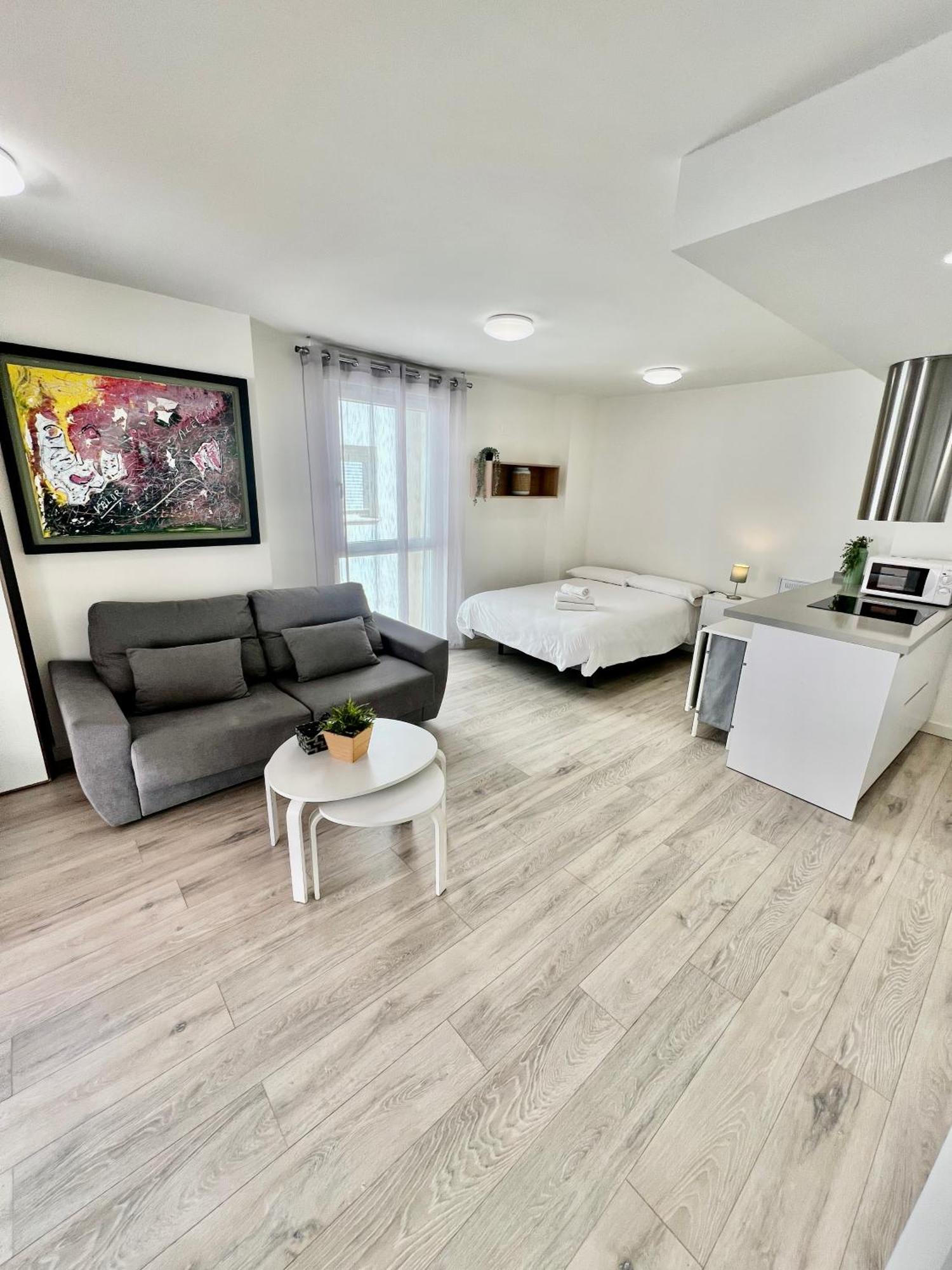 Apartamentos Rincon Del Mar Torre Del Mar Zewnętrze zdjęcie